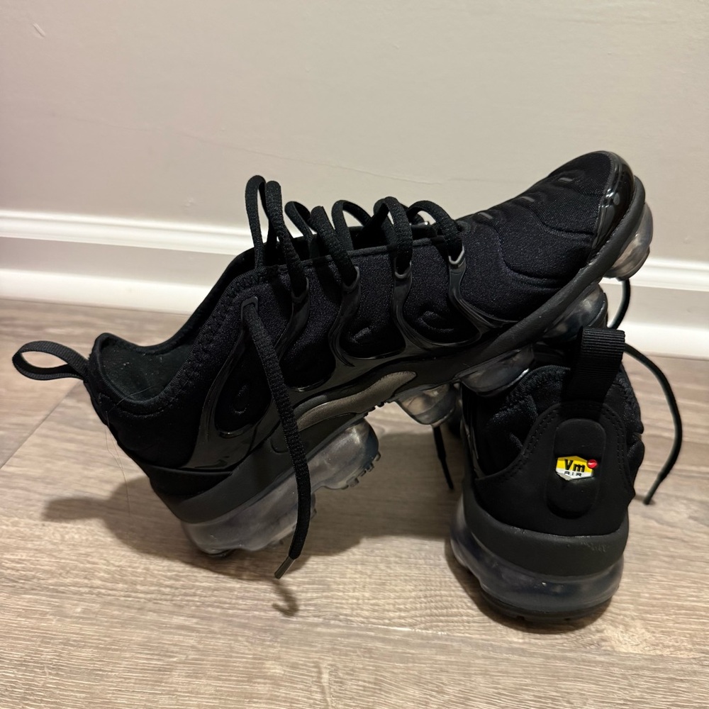 Nike Air VaporMax Plus SE - Picture 11 of 16